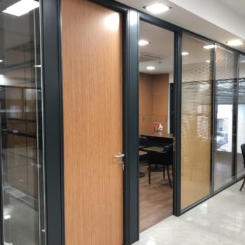 Klasik Kapaklı Jaluji Ofis Bölme