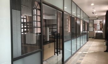 Klasik Kapaklı Jaluji Ofis Bölme