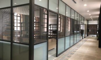 Klasik Kapaklı Jaluji Ofis Bölme